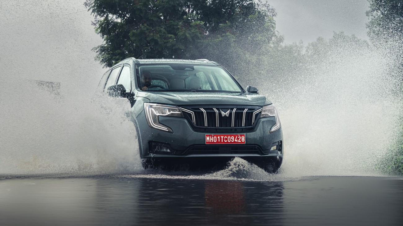 Features Mahindra-xuv700jpg