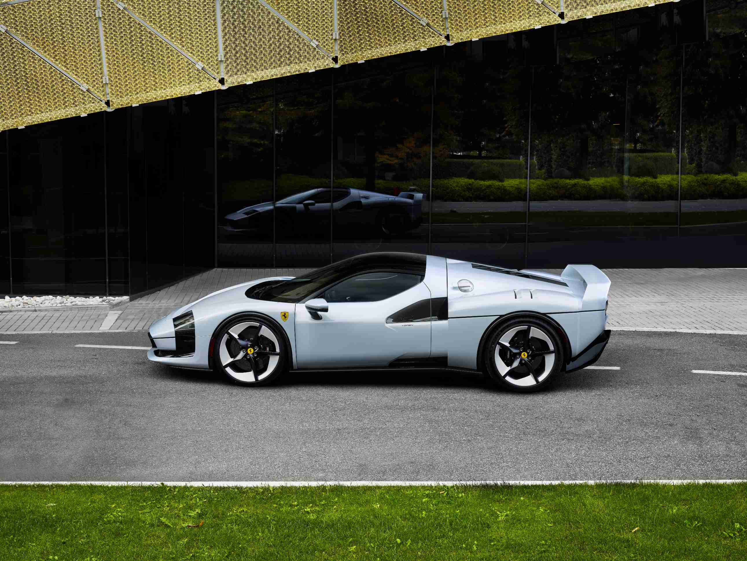 1761037596-resizecom Ferrari SC40 EXT  7 F51dae94-b5f6-477d-b5cf-85