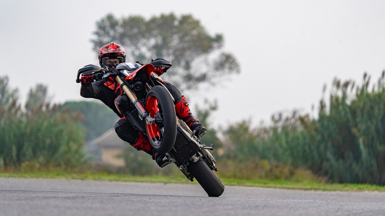 Ducati Hypermotard Mono 6jpg