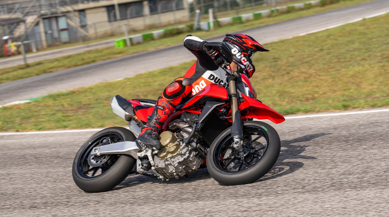 Ducati Hypermotard Mono 7jpg