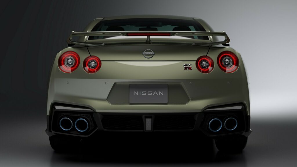New Nissan GT-R unveiled in Japan