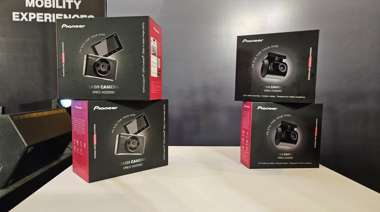 Pioneer Dashcams 4jpg