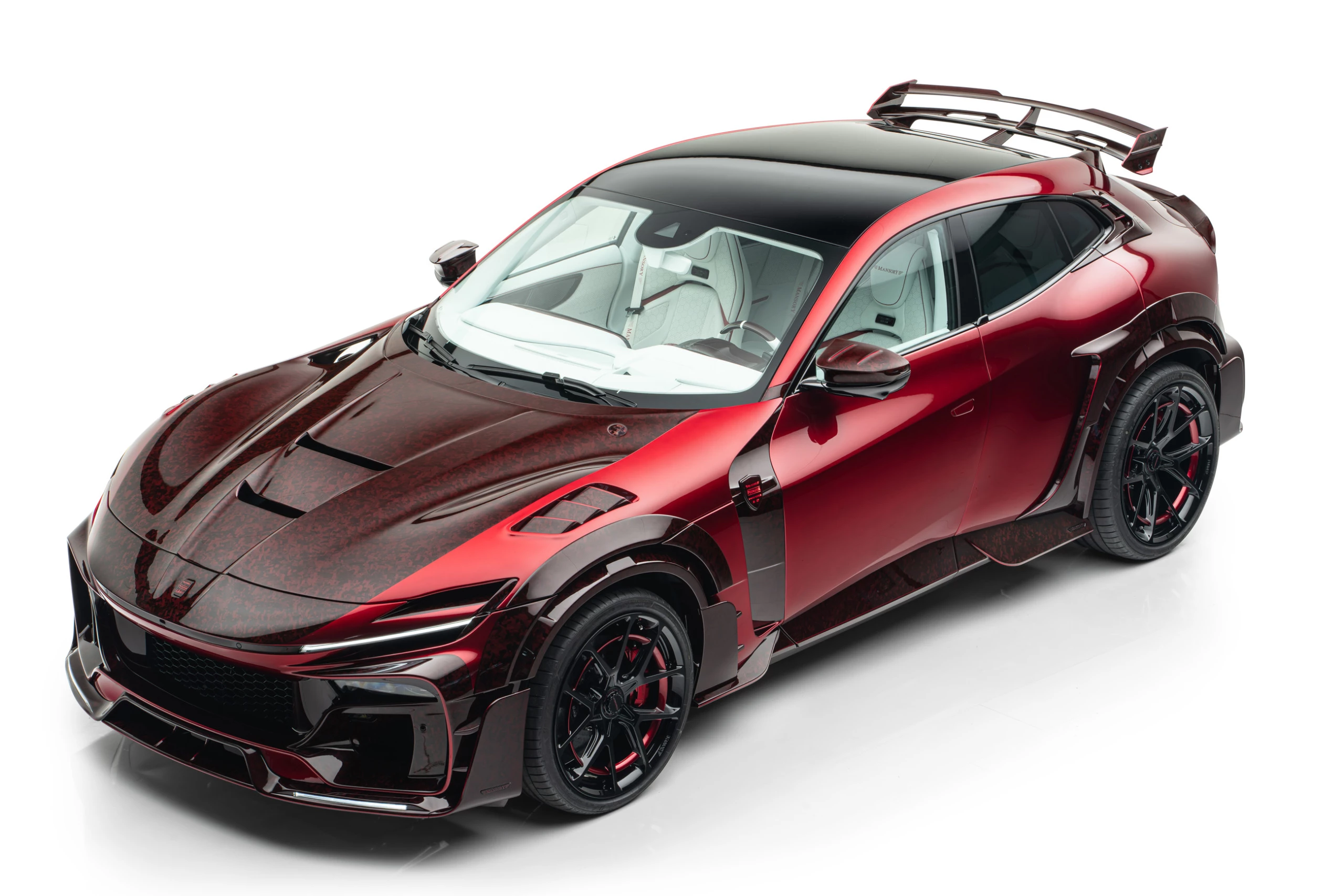 Mansory Unveils the Ferrari Purosangue Pugnator