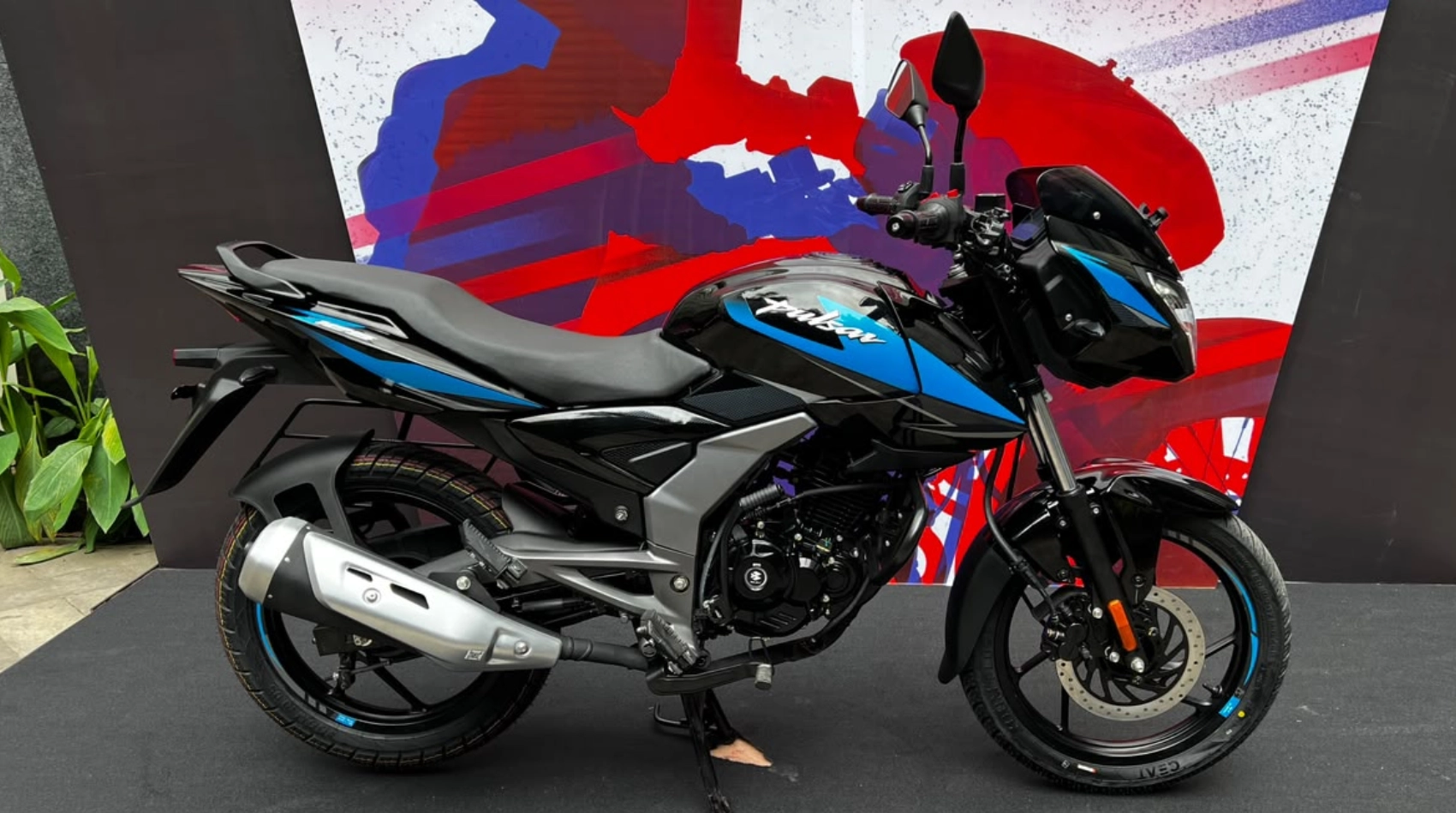 New Bajaj Pulsar 125 And Pulsar 150: More Features, A Fresh Design And A New Chassis