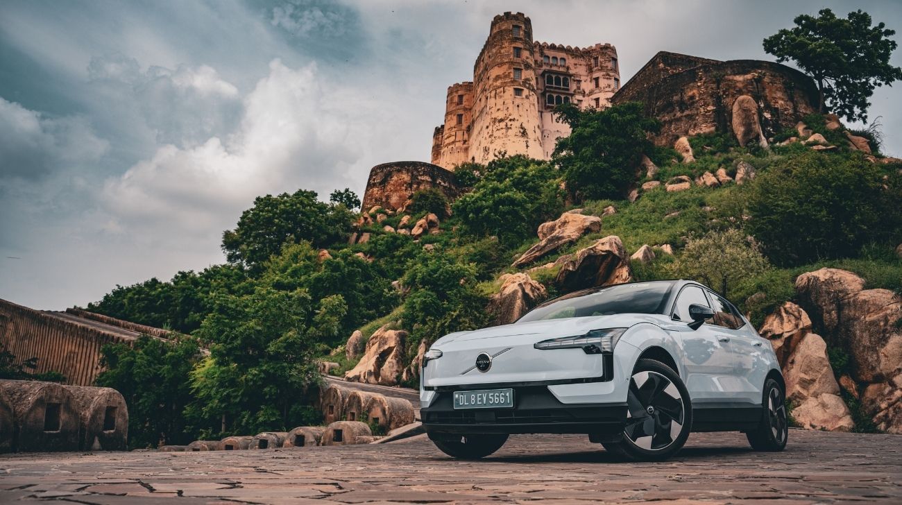 Volvo EX30 | Sweden’s Smallest and Quickest?