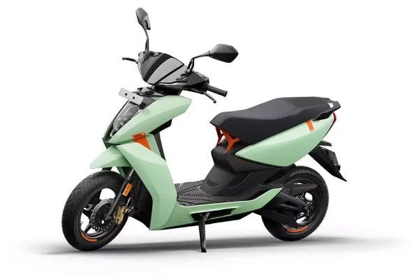 Electric scooter fo the year Ather 450 X